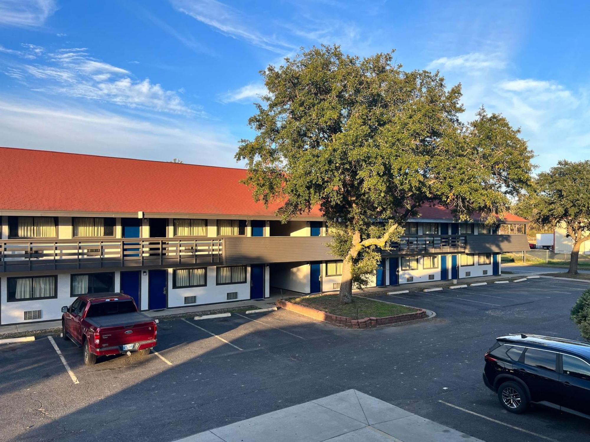 Studio 6 Suites Shreveport, La Industrial Loop Екстериор снимка